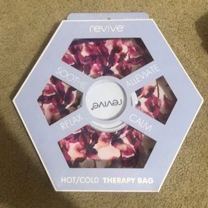 Sale! 🔵 Revive hot / cold therapy bag